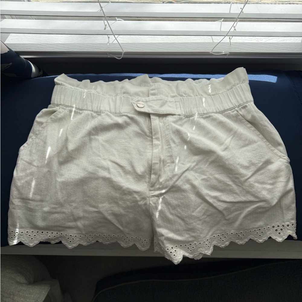 By Anthropology White Shorts with accents